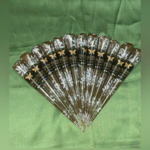 12 Mehndi Cones (22 to 25 GM)